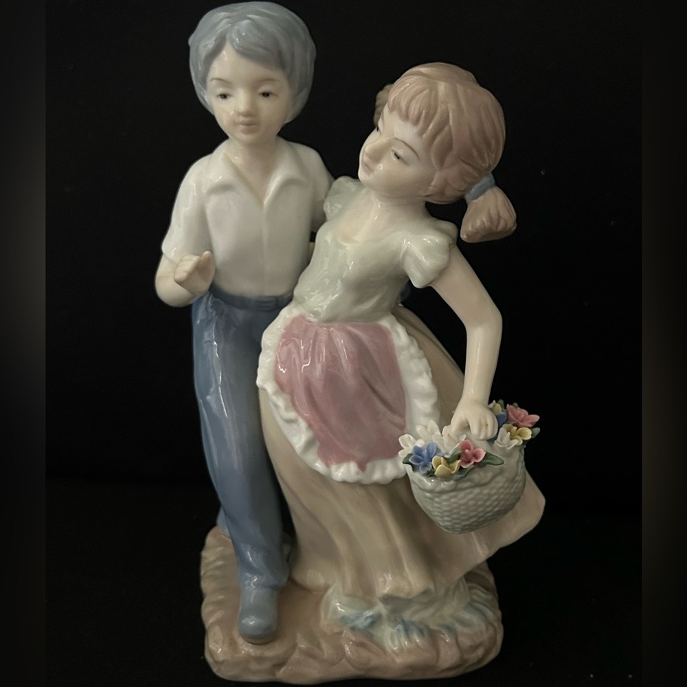 Boy and Girl Porcelain Figurine by Mallorca